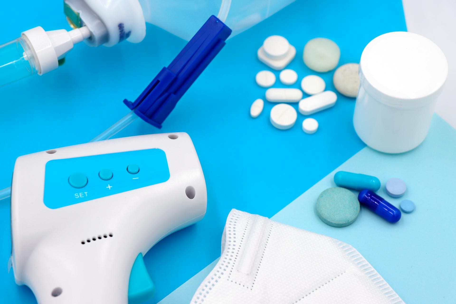 Testosterone Therapies Compared: Pros and Cons of Different TRT Options